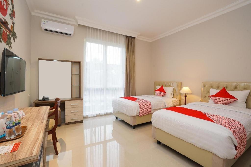 Raka Syariah Hotel Surabaya